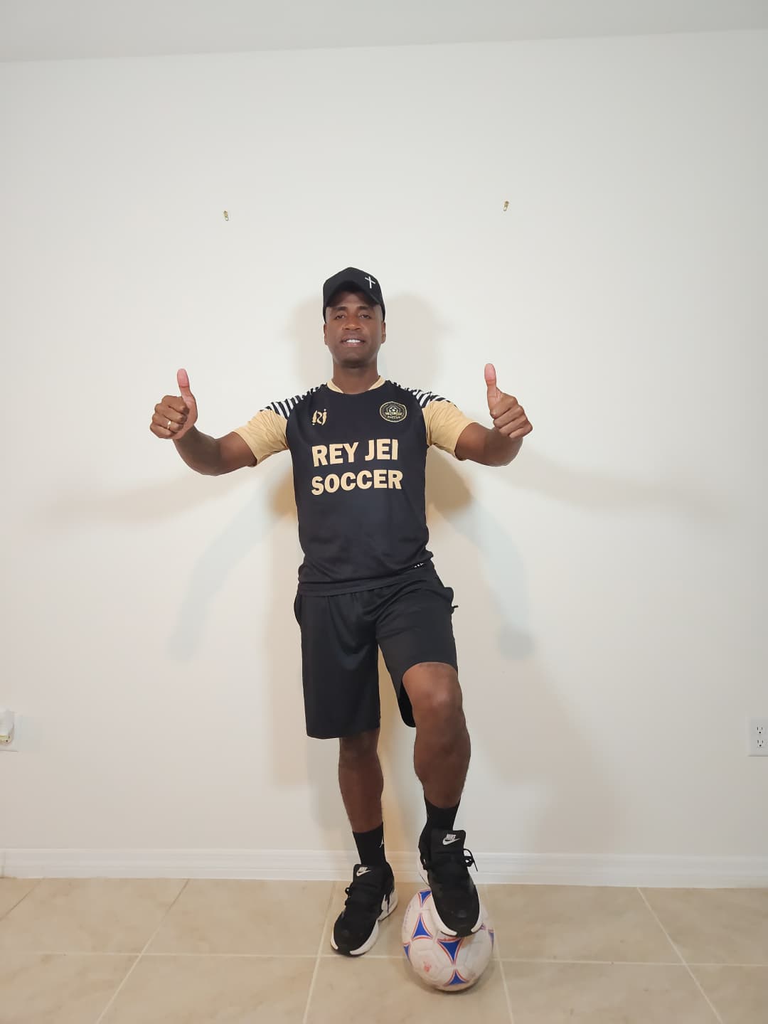 Coach Jeickson Reyes 8